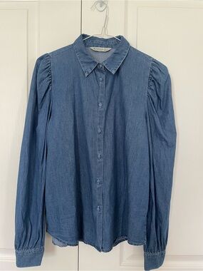 Stradivarius Medium Blue Denim Button-Up Shirt with Puff Shoulders